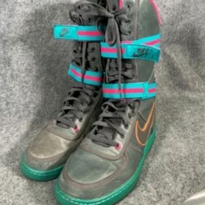 Size 10 Y2K NIKE VENTI VANDAL (SUPER RARE)